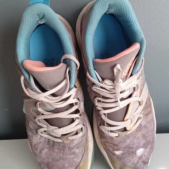 New Balance FuelCell Basketball Shoes Multi-Color‎ Purple Teal Peach Mens 10.5